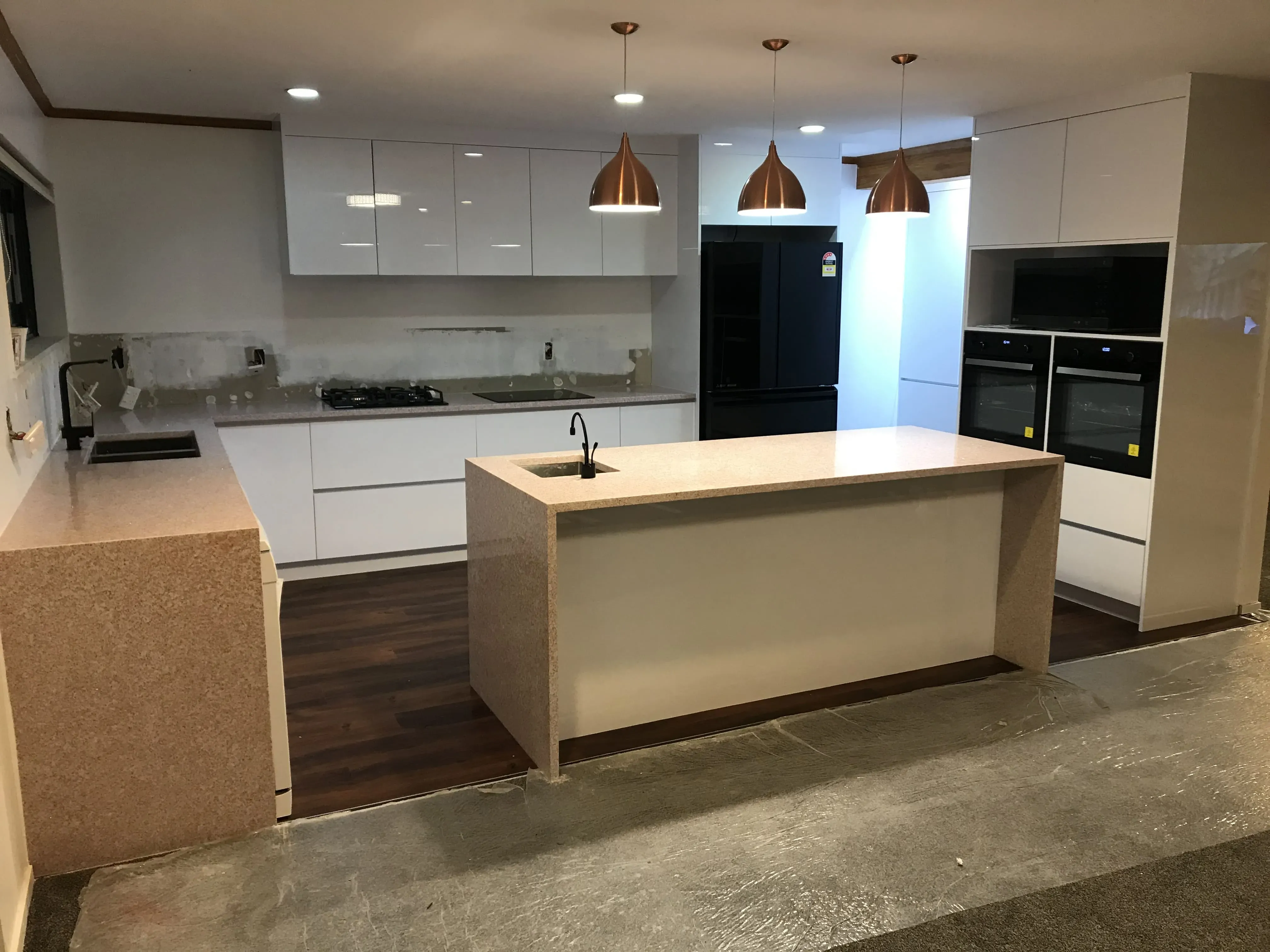 Transform Your Kitchen with Modern Design Ideas 1 Kitchen Remodeling